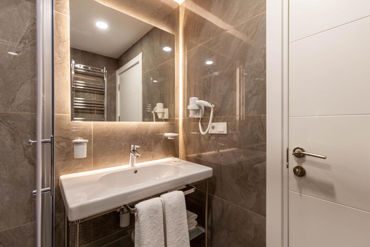 Lilium Luxury Suites Стамбул Экстерьер фото